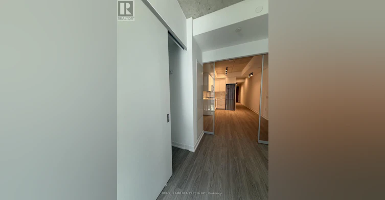 216-195 Mccaul Street, Toronto, ON, M5T 0E5 - 4