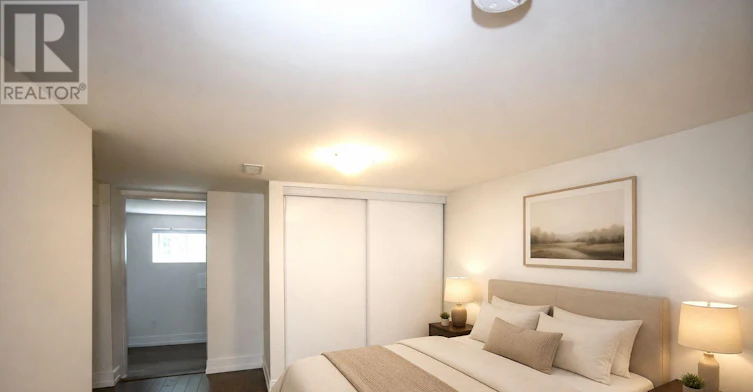 LOWER-506 Manning Avenue, Toronto, ON, M6G 2V7 - 2