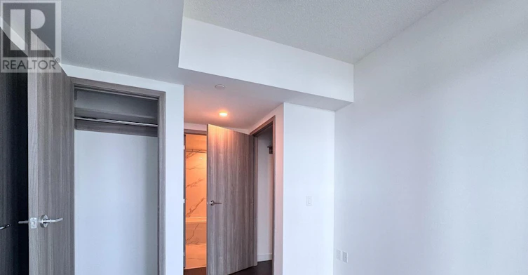 1709-1 Concord Cityplace Way, Toronto, ON, M5V 0X3 - 8