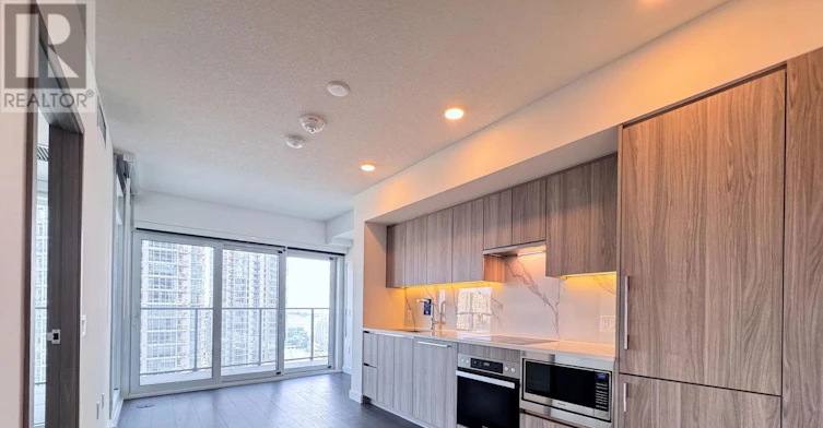1709-1 Concord Cityplace Way, Toronto, ON, M5V 0X3 - 3