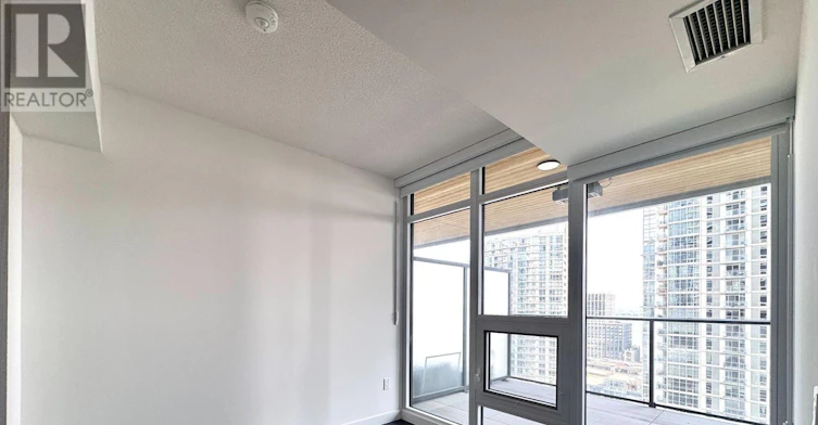 1709-1 Concord Cityplace Way, Toronto, ON, M5V 0X3 - 6