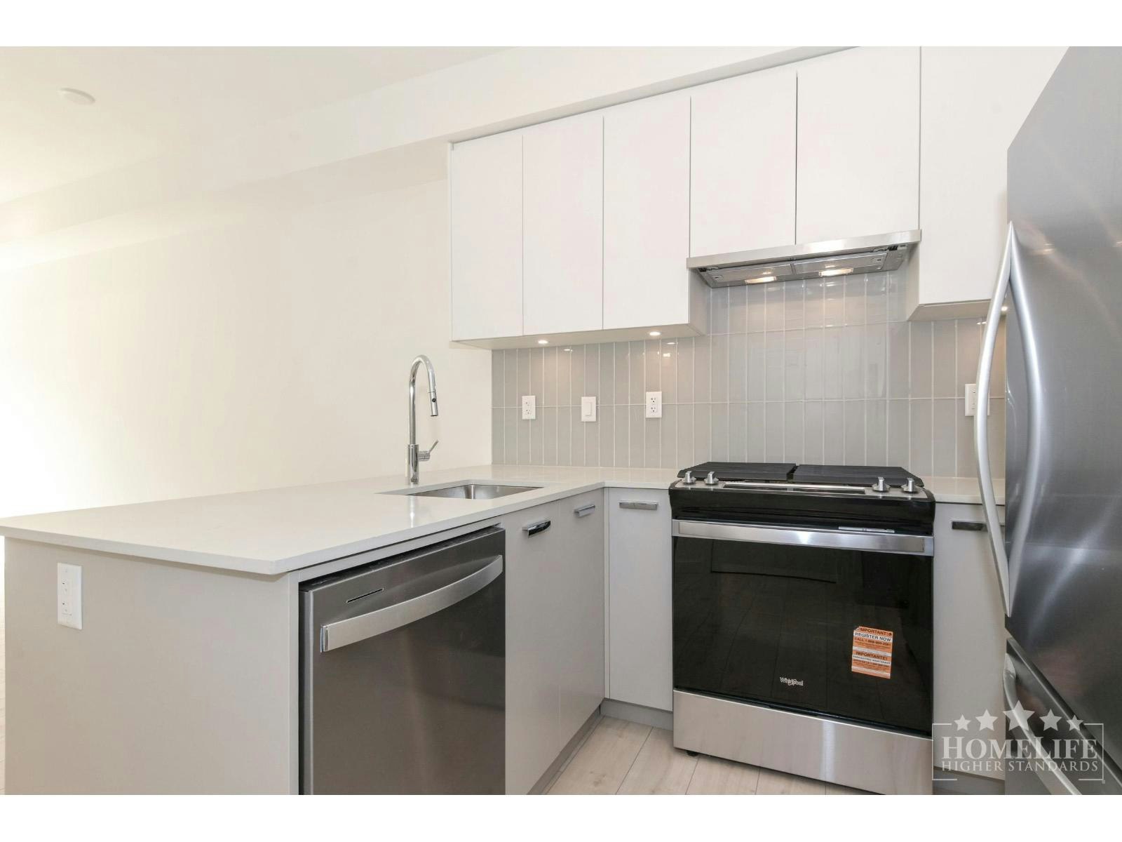 117-13777 75a Avenue, Surrey, BC, V3W 3W4 - 10