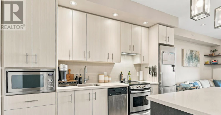 457 Plains Road E, Burlington, ON, L7T 0B8 - 2