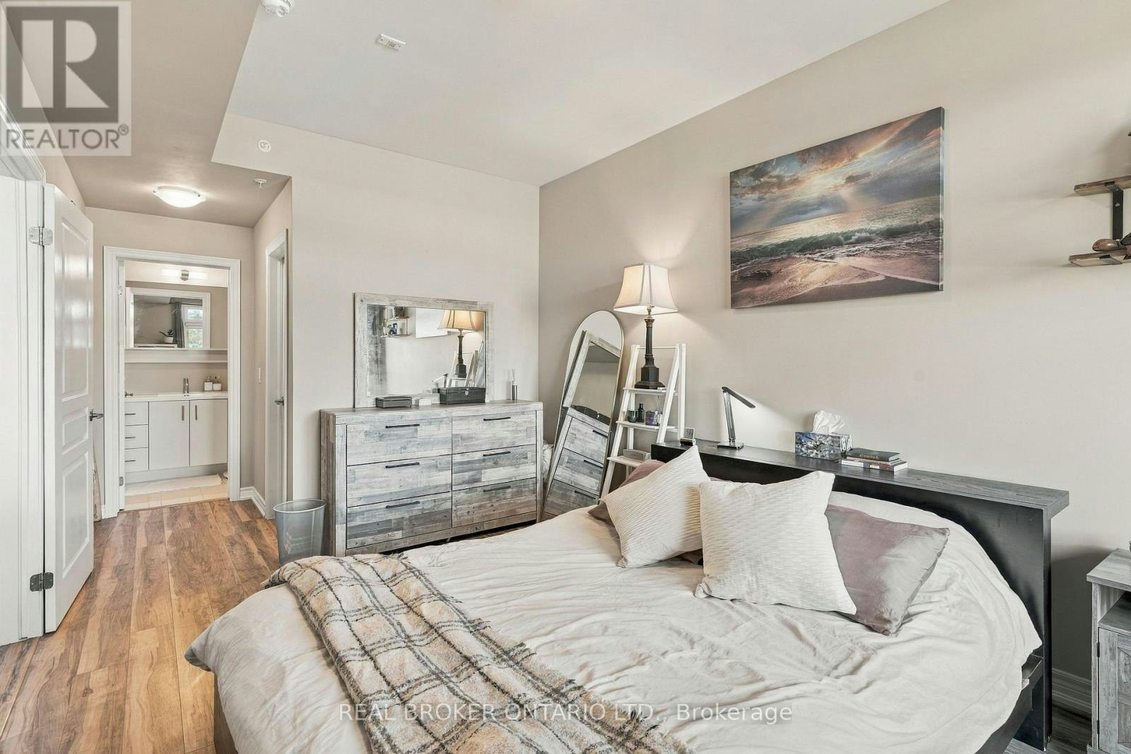 457 Plains Road E, Burlington, ON, L7T 0B8 - 11