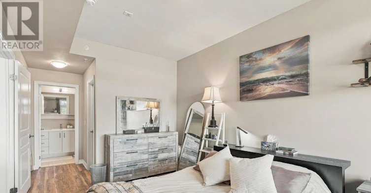 457 Plains Road E, Burlington, ON, L7T 0B8 - 11