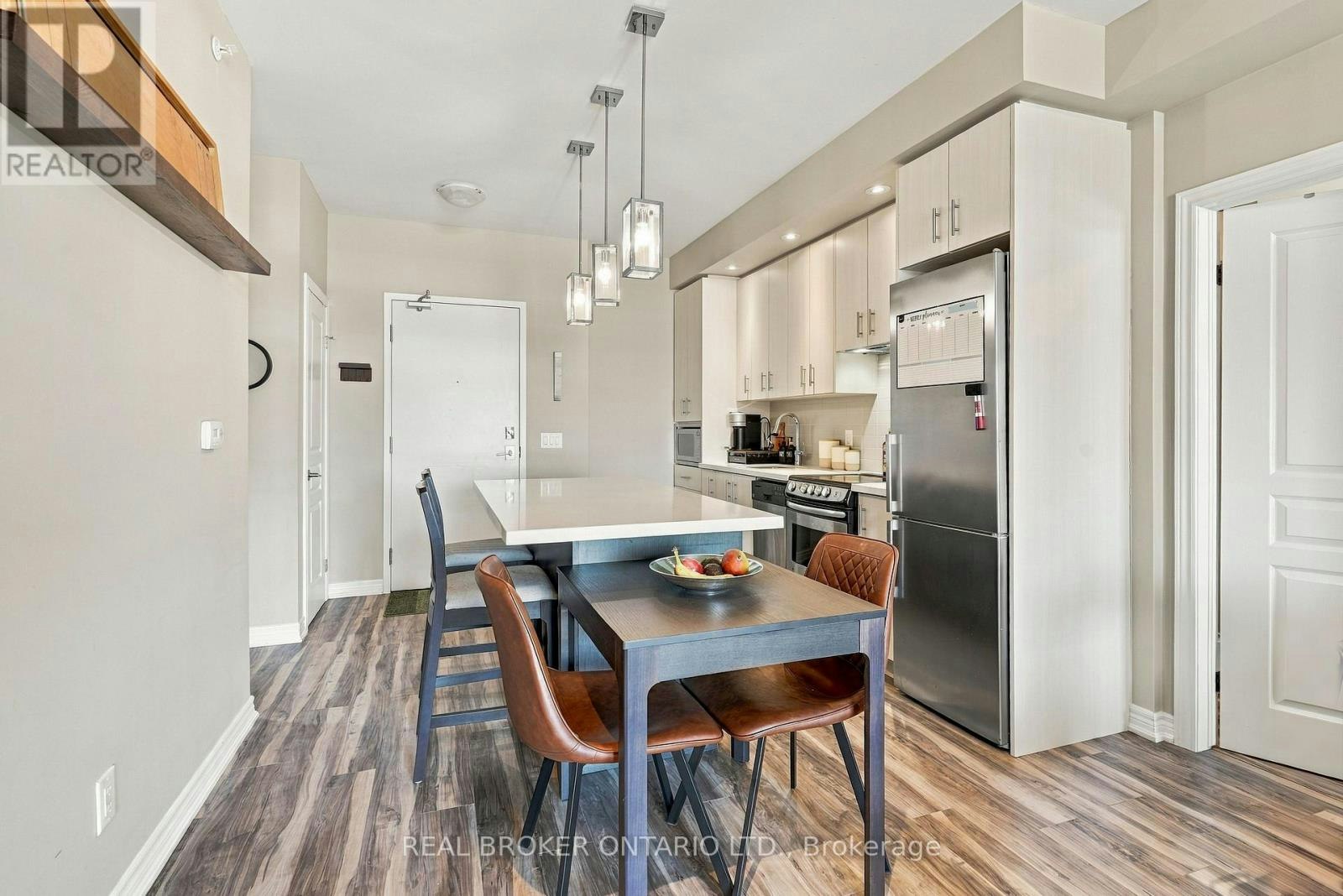 457 Plains Road E, Burlington, ON, L7T 0B8 - 4