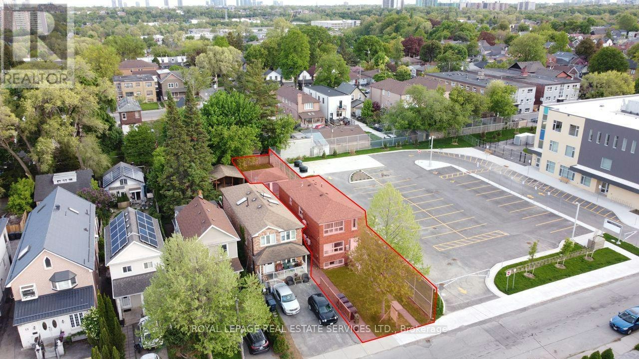 11 Dennis Avenue, Toronto, ON, M6N 2T7