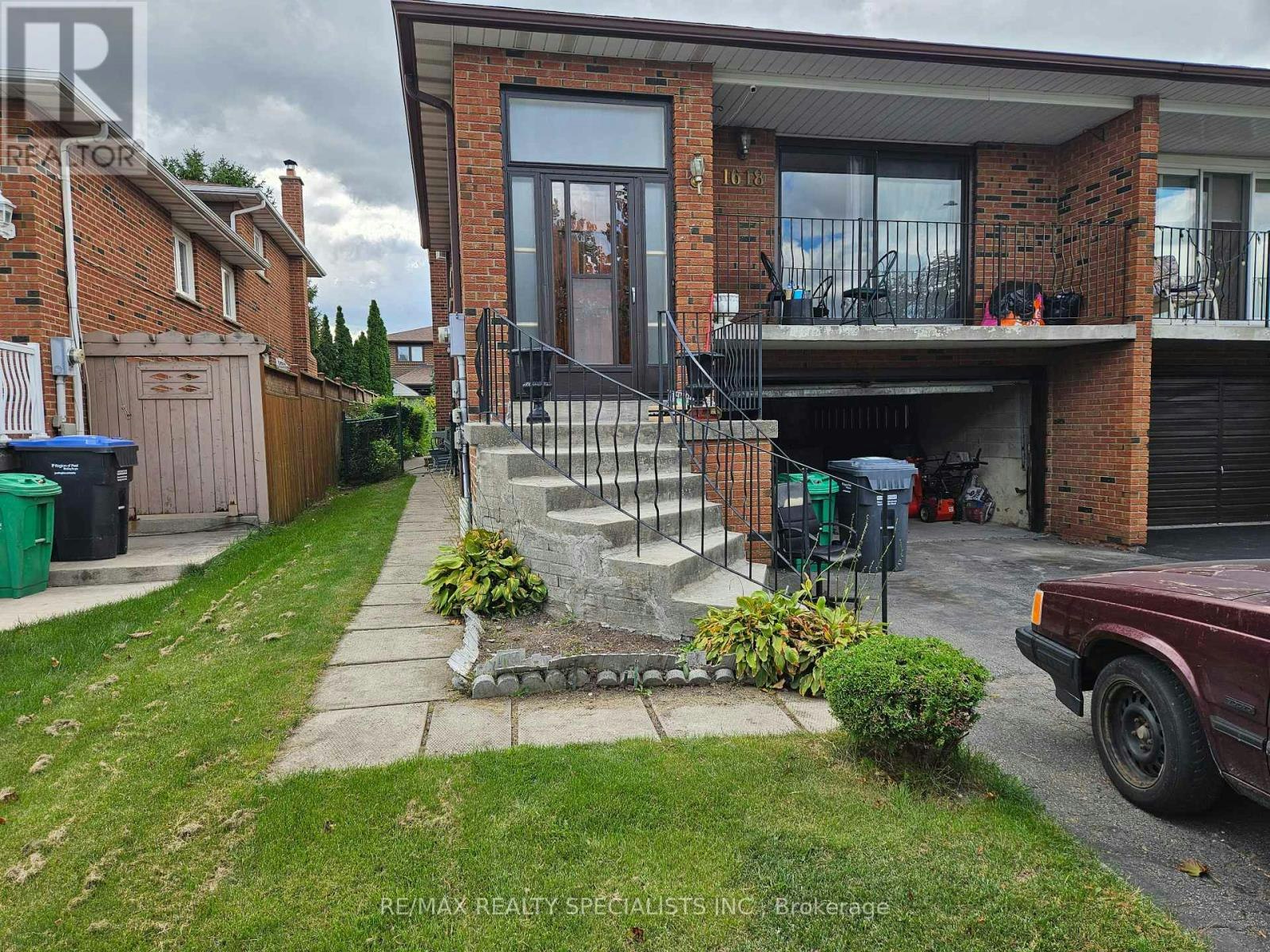 MAIN FLR-1618 Corkstone Glade, Mississauga, ON, L4W 2E7