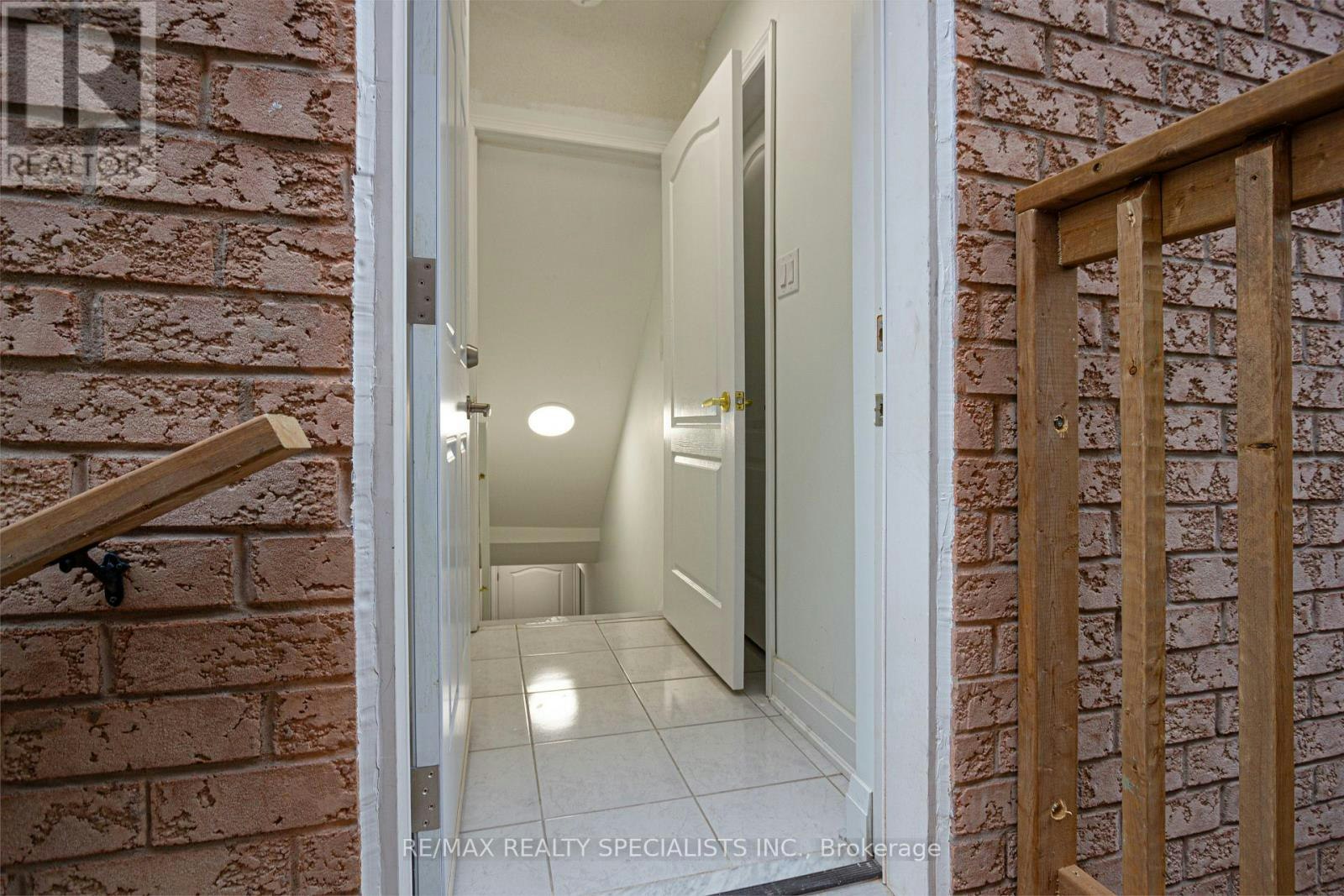 LOWER-5446 Tasha Drive, Mississauga, ON, L5M 6N5 - 2
