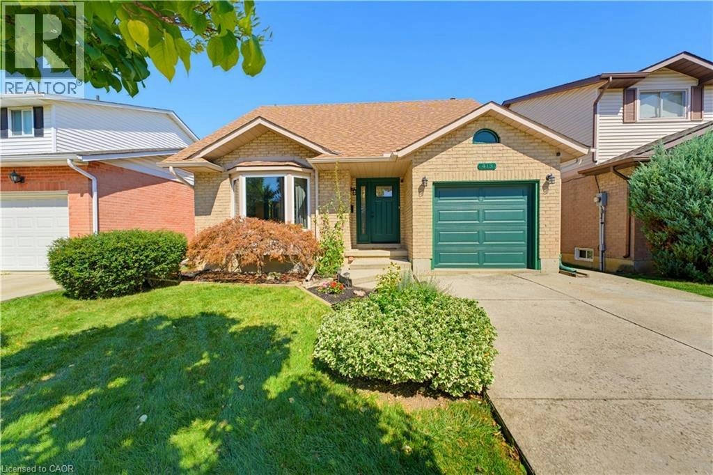 413 Acadia Drive, Hamilton, ON, L8W 2R4