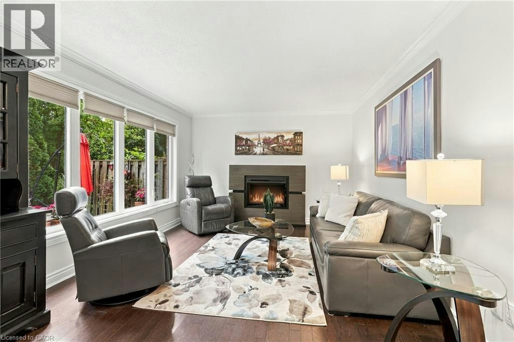 4-3204 New Street - 5