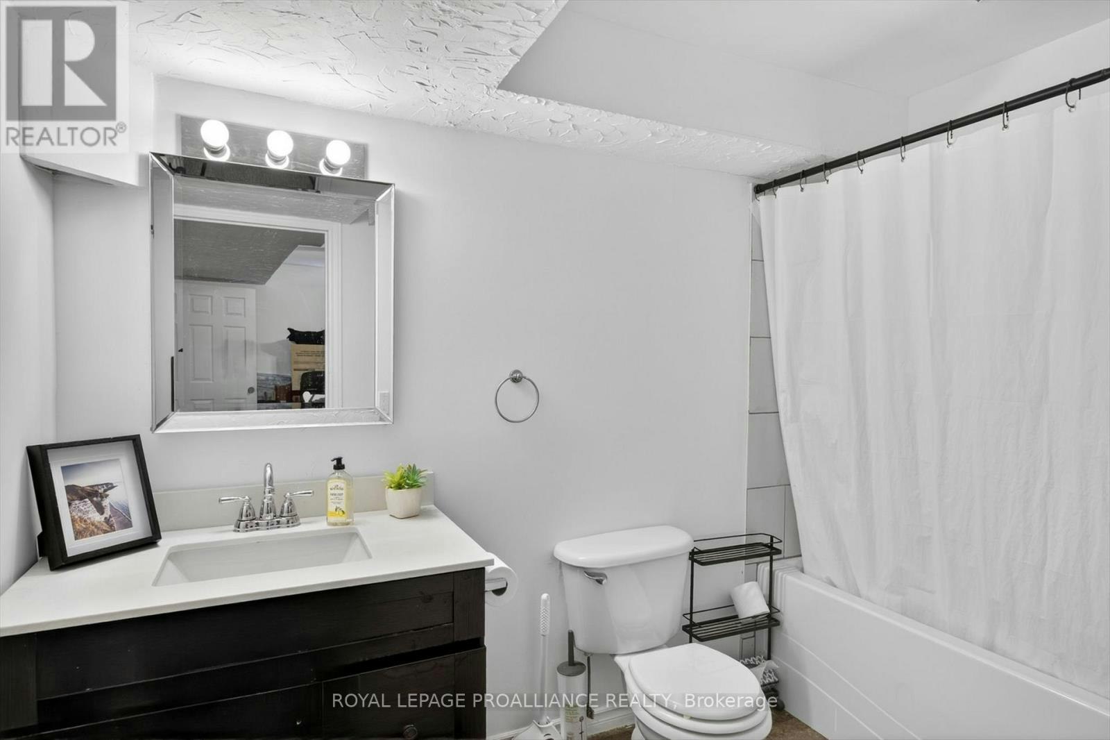644 Trailview Drive, Peterborough, ON, K9J 8P3 - 35