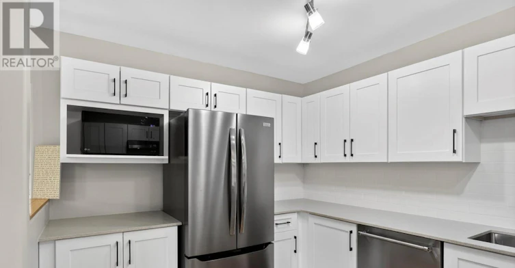 644 Trailview Drive, Peterborough, ON, K9J 8P3 - 9