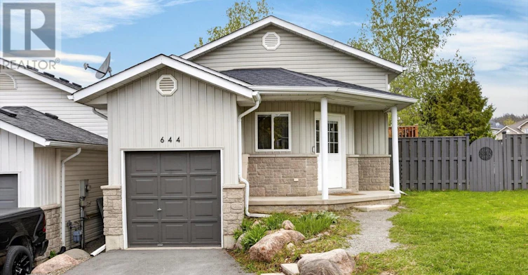 644 Trailview Drive, Peterborough, ON, K9J 8P3 - 2