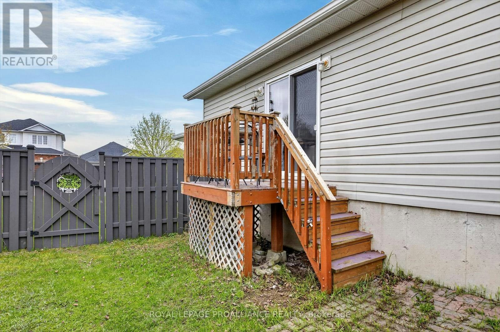 644 Trailview Drive, Peterborough, ON, K9J 8P3 - 37