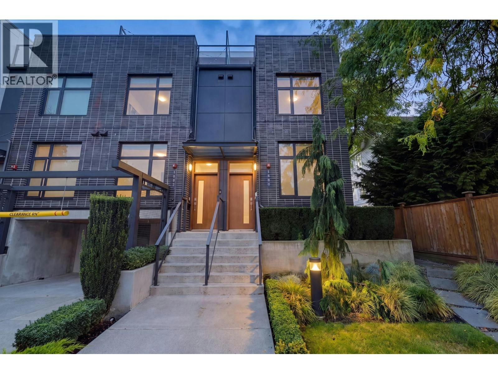 1880 E Georgia Street, Vancouver, BC, V5L 2B6