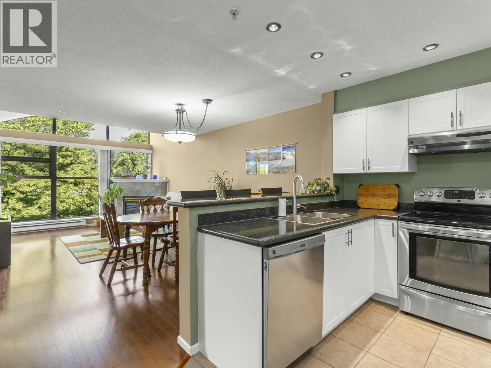 408-225 Newport Drive, Port Moody, BC, V3H 5C7