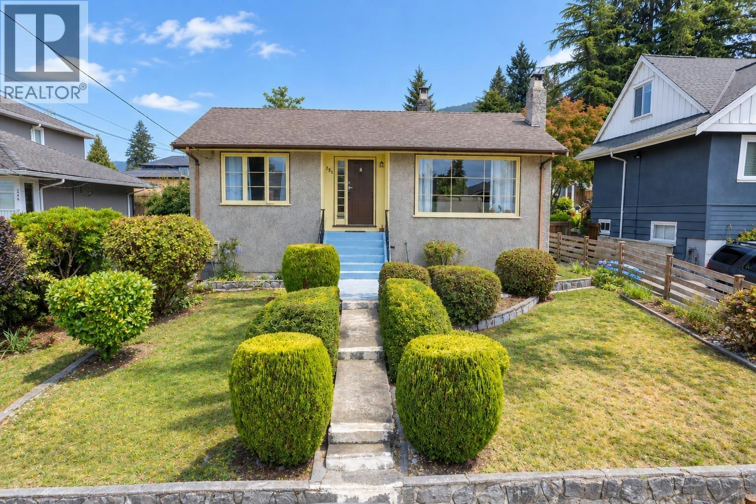 234 W St. James Road, North Vancouver, BC, V7N 2P3