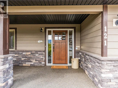 121 Blackcomb Court - 3