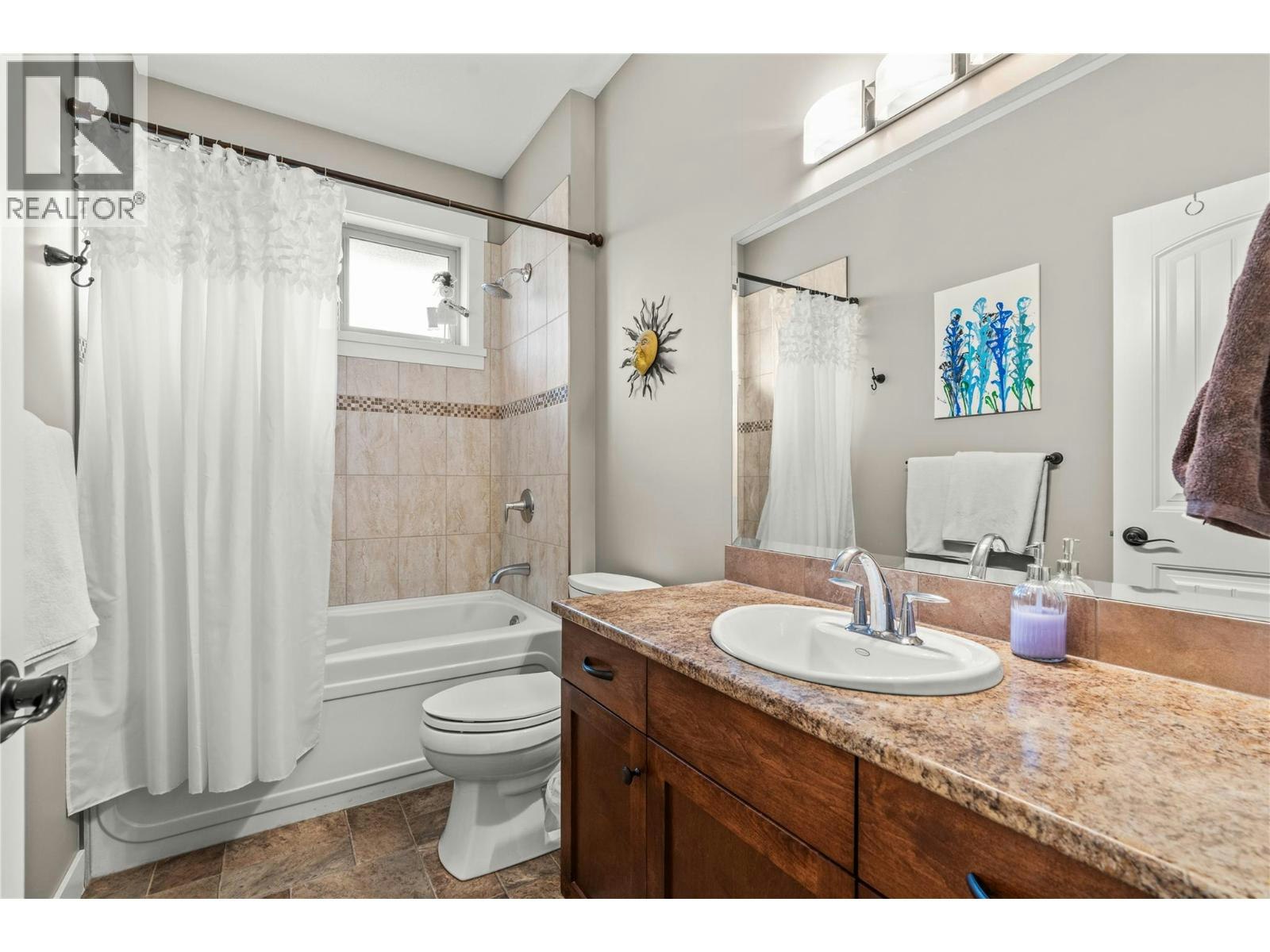 121 Blackcomb Court, Vernon, BC, V1B 4E1 - 22
