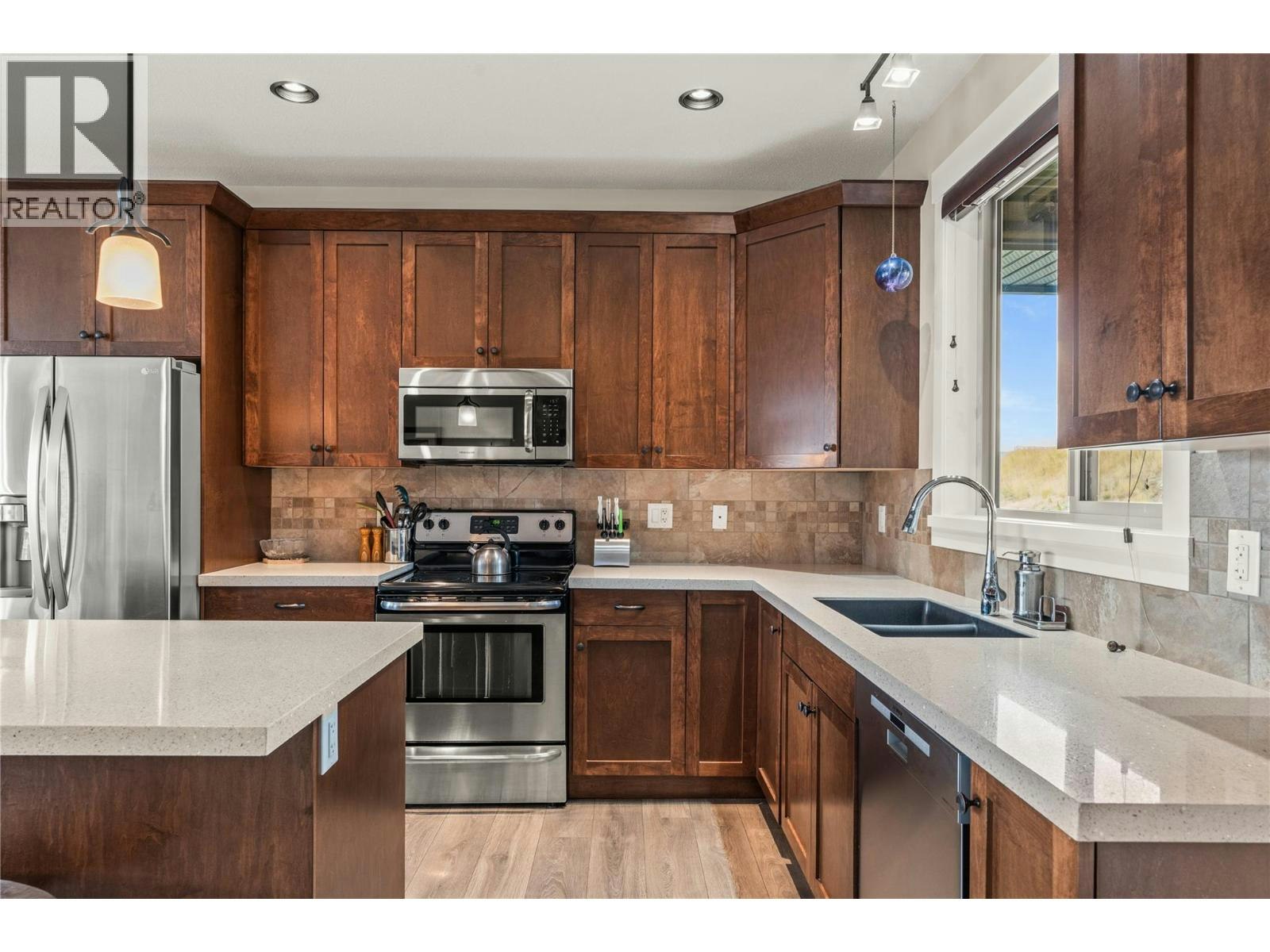 121 Blackcomb Court, Vernon, BC, V1B 4E1 - 7