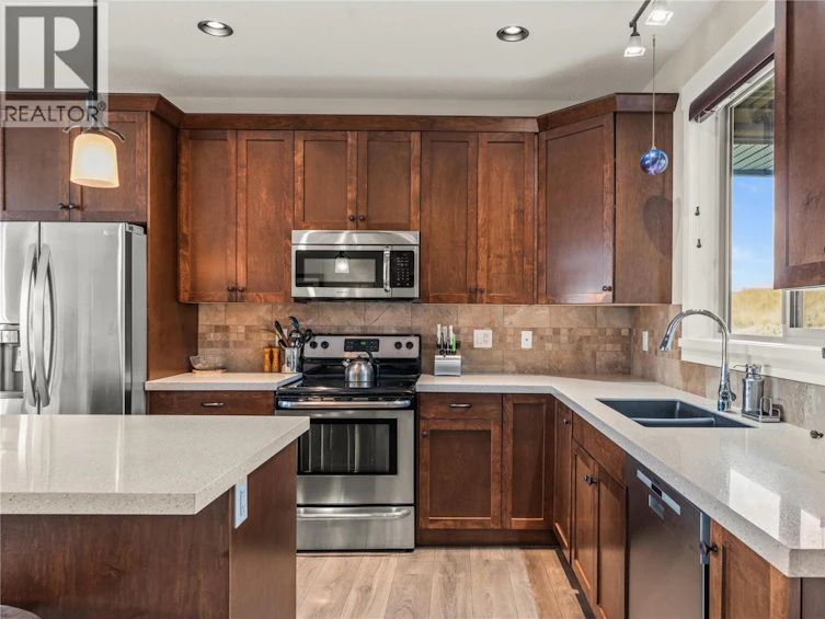 121 Blackcomb Court, Vernon, BC, V1B 4E1 - 7