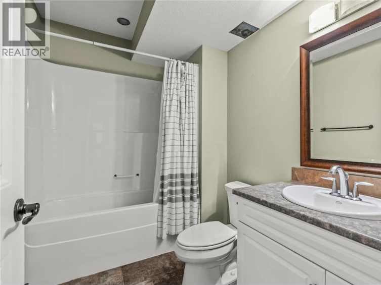 121 Blackcomb Court, Vernon, BC, V1B 4E1 - 38