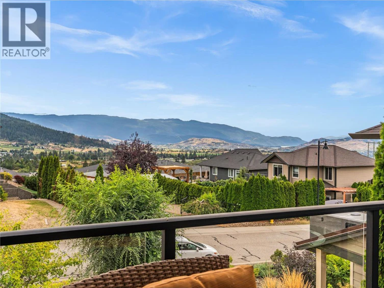 121 Blackcomb Court, Vernon, BC, V1B 4E1 - 18