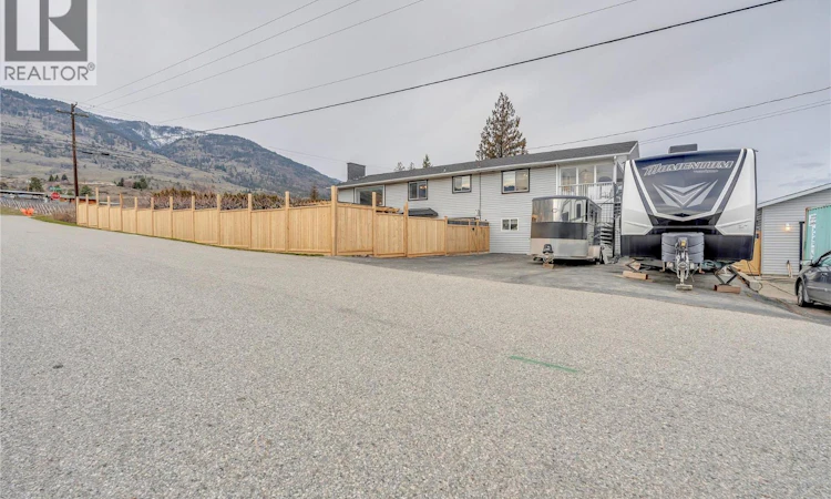 386 11 Road Road