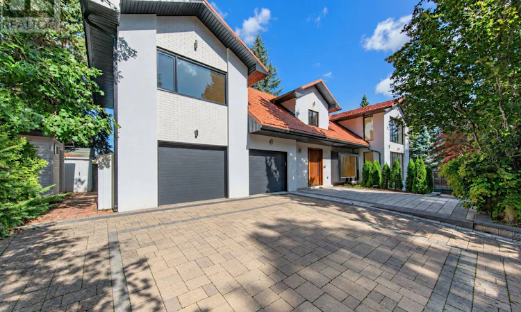 2 Addison Crescent