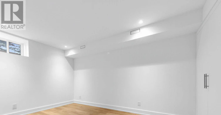 2 Addison Crescent, Toronto, ON, M3B 1K8 - 44