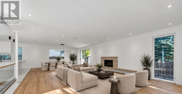 2 Addison Crescent, Toronto, ON, M3B 1K8 - 8