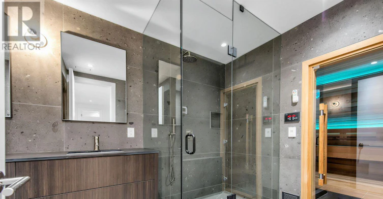 2 Addison Crescent, Toronto, ON, M3B 1K8 - 46