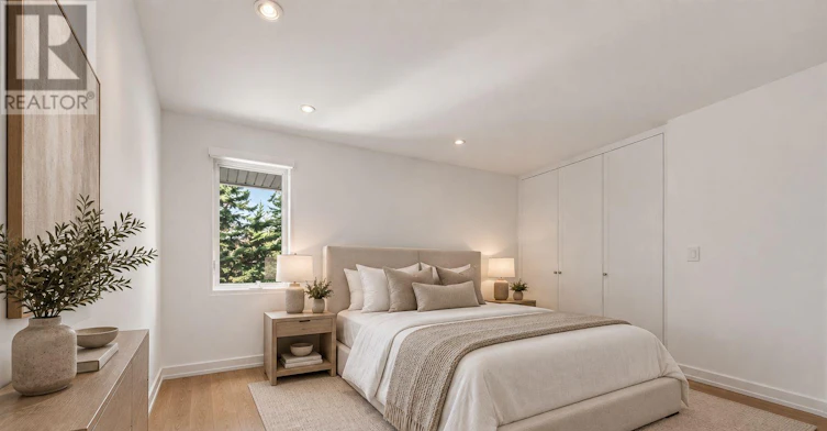 2 Addison Crescent, Toronto, ON, M3B 1K8 - 30