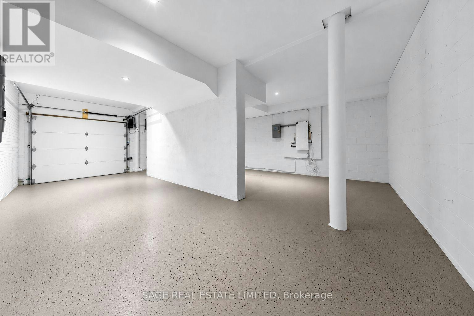 2 Addison Crescent, Toronto, ON, M3B 1K8 - 48