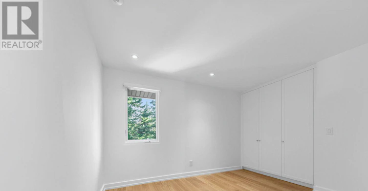 2 Addison Crescent, Toronto, ON, M3B 1K8 - 31