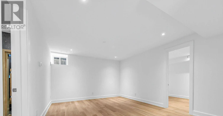 2 Addison Crescent, Toronto, ON, M3B 1K8 - 42