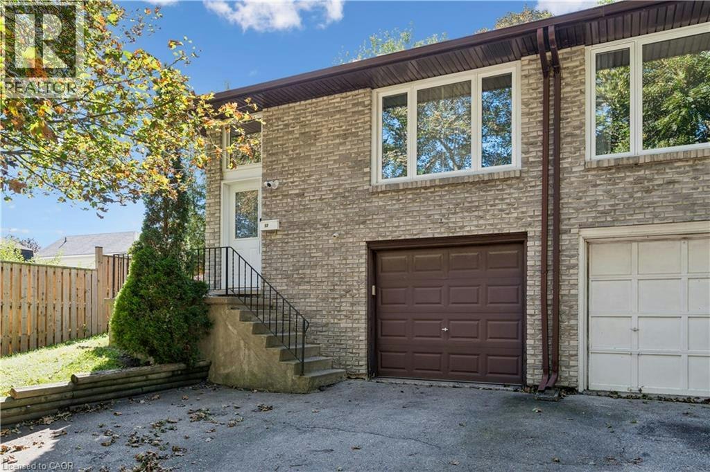 53 Northview Heights Drive, Cambridge, ON, N1R 7A7