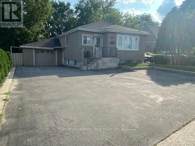 561 Mohawk Road W, Hamilton, ON, L9C 1X5