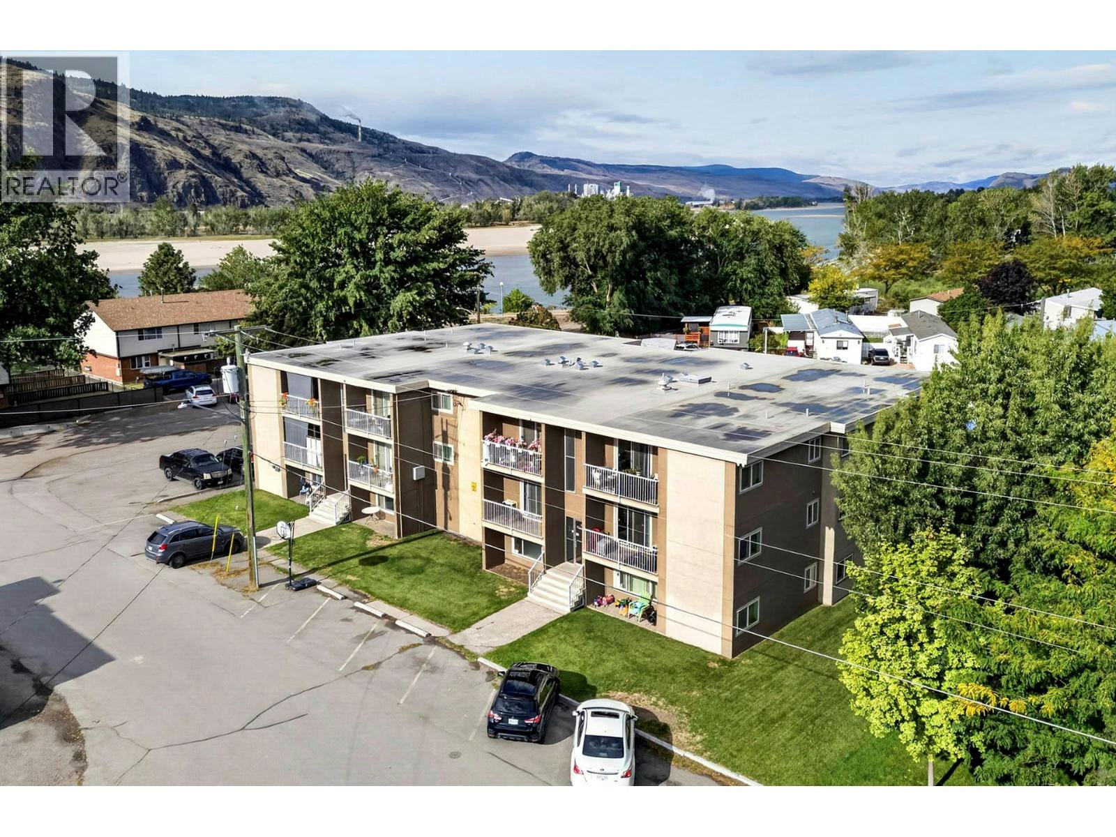 190 Carson Crescent, Kamloops, BC, V2B 3S3