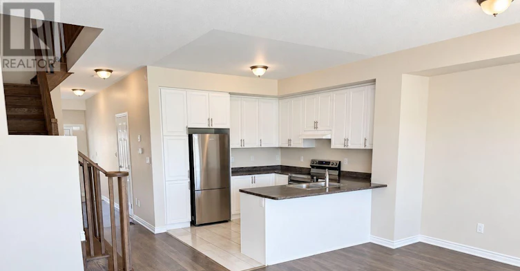 109 Sapphire Way, Thorold, ON, L2V 0L5 - 6