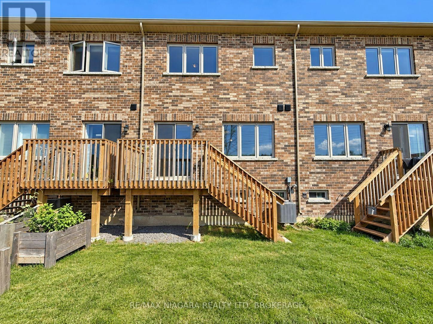 109 Sapphire Way, Thorold, ON, L2V 0L5 - 17