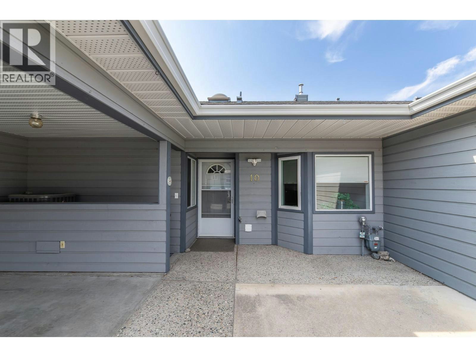 10-11121 Scott Street, Summerland, BC, V0H 1Z0