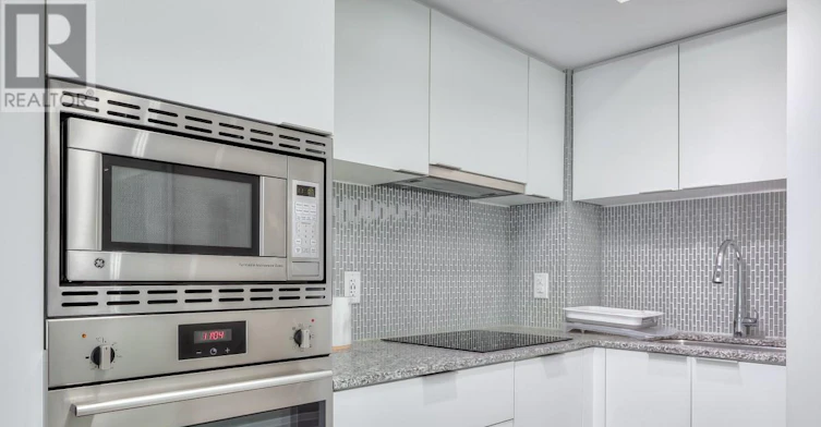 1714-955 Bay Street, Toronto, ON, M5S 0C6 - 8