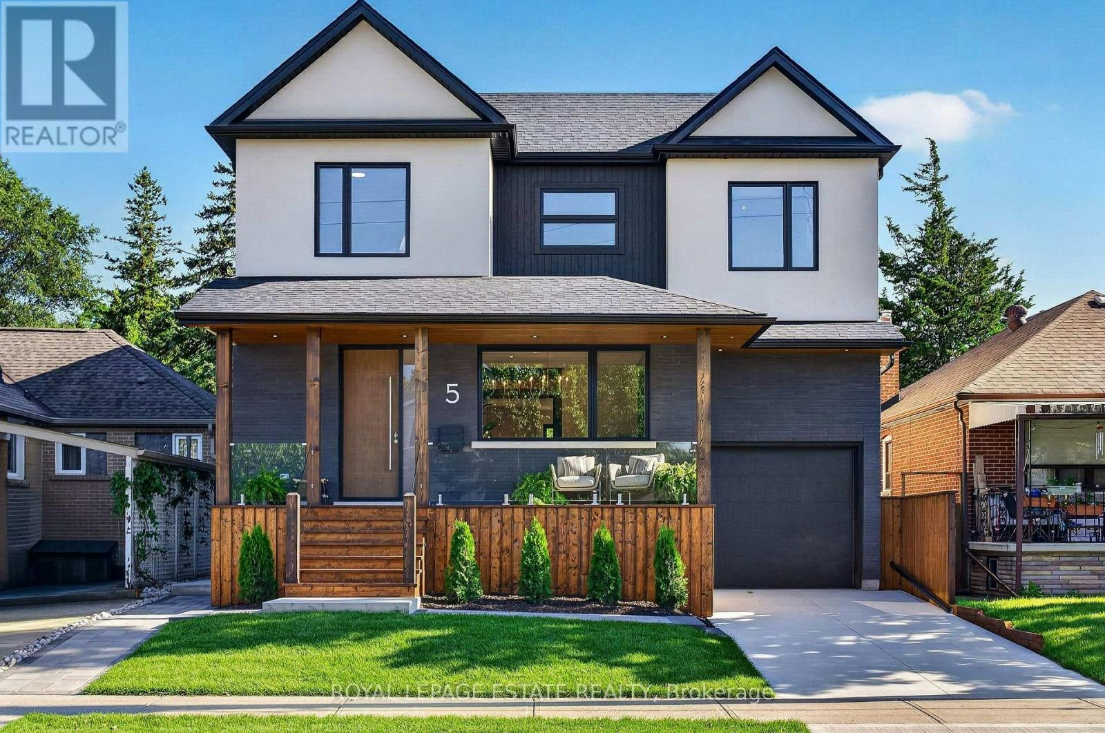 5 North Drive, Toronto, ON, M1N 1Y9