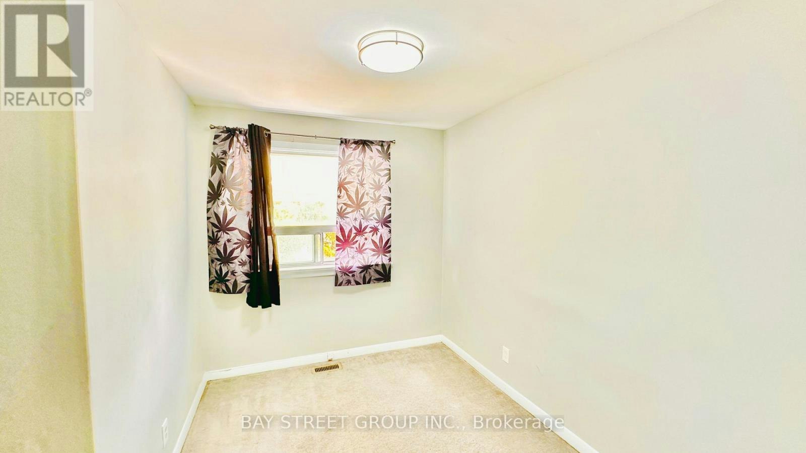 57 Medway Crescent, Toronto, ON, M1P 3T7 - 14
