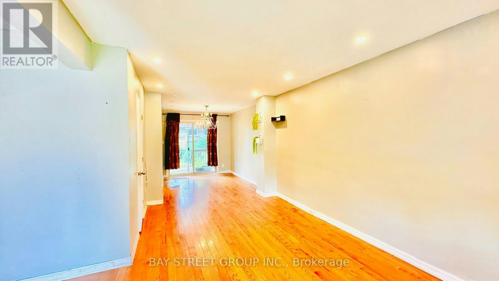 57 Medway Crescent, Toronto, ON, M1P 3T7 - 7