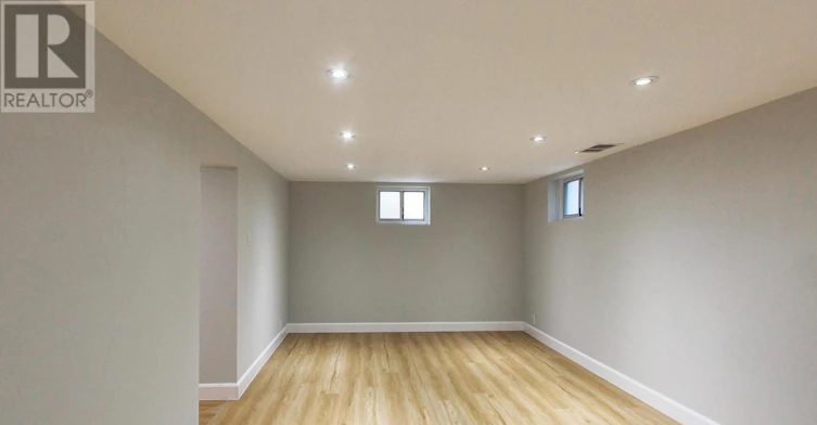 LOWER-2505 Gerrard Street E, Toronto, ON, M1N 1W7 - 7