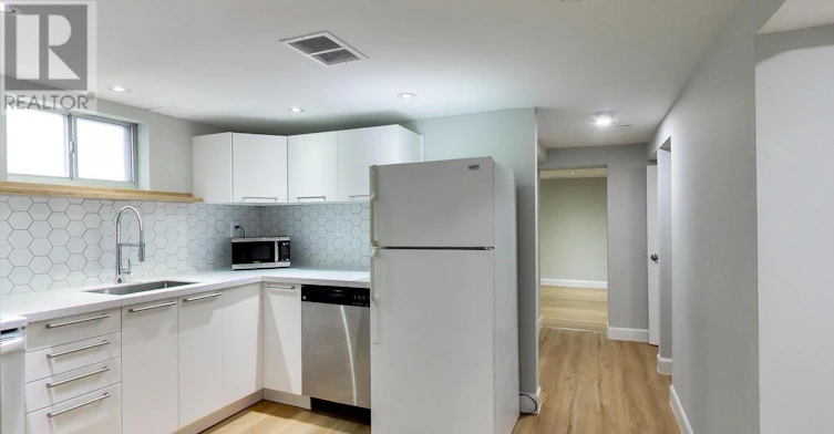 LOWER-2505 Gerrard Street E, Toronto, ON, M1N 1W7 - 4