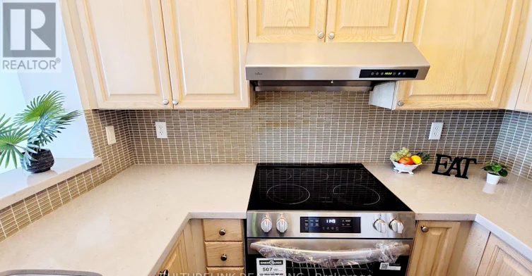 PH 5-39 Oneida Crescent, Richmond Hill, ON, L4B 4T9 - 4